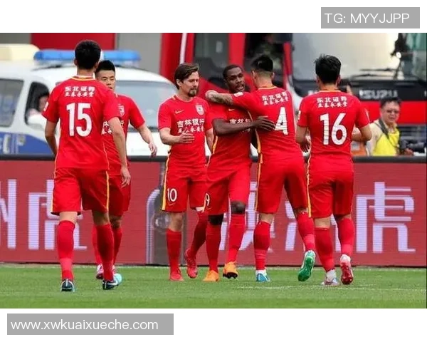 中超精彩对决曼城大胜利物浦神奇扑救成比赛转折点分析