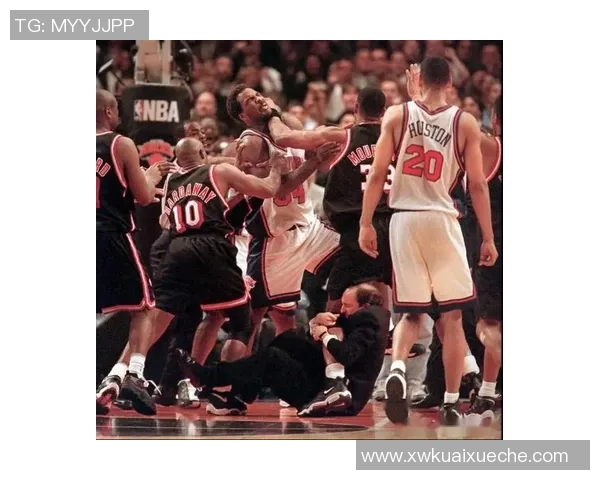 姚明篮球场上的风云岁月从打球到打架的传奇故事