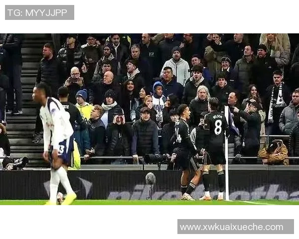 热刺友谊赛大胜曼联逆转精彩瞬间引发转会传闻热议