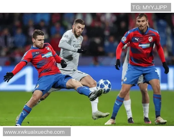 欧联杯波尔图逆转本菲卡精彩瞬间全场沸腾的焦点分析