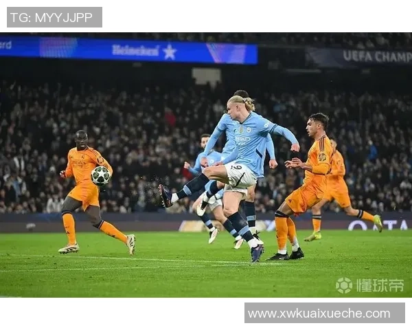 欧冠激战:多特蒙德逆转曼城点球大战成焦点引爆全场激情 欧冠激战:多特蒙德逆转曼城点球大战成焦点引爆全场激情