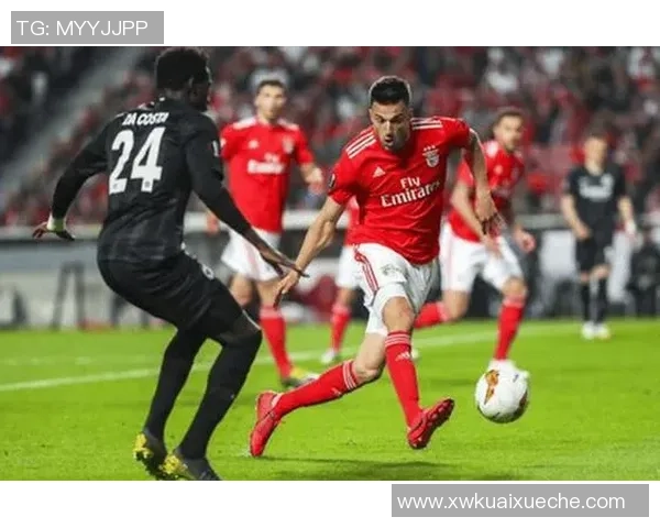 英超激战：尤文图斯狂胜本菲卡五球大捷战术解析全场沸腾