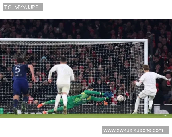 足总杯惊天逆转波尔图狂胜曼联五球战术解析引发全场沸腾