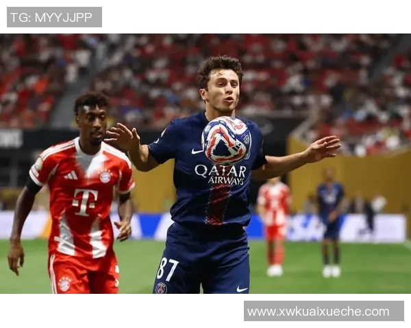 友谊赛巴黎圣日耳曼大胜拜仁红牌事件引发全场热议与战术分析