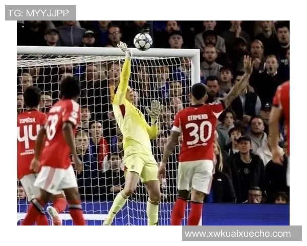 德甲精彩对决巴黎圣日耳曼与本菲卡战成平局引发全场热议